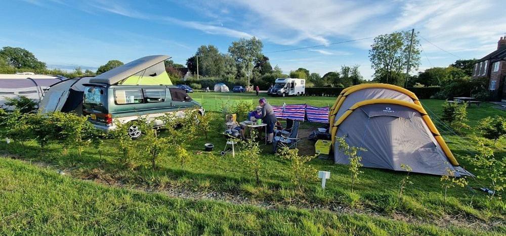 Glamping Tent At Abbey Green Farm Whitchurch (Shropshire) Exterior photo